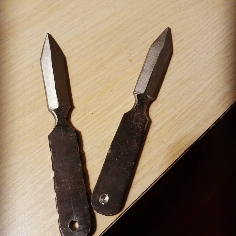Throwing knives - Picture 3 of 6